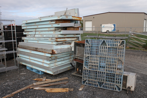 2 AmeriKooler Walk In Boxes That Make One 8'x14' Combo Box w/ Tecumseh AKA9461EXDXE 208-230 Volt, 1 Phase Compressor, ELP05202BER 208-230 Volt, 1 Phase Evaporator Fan, Heatcraft LSC070AK 115 Volt, 1 Phase Evaporator Fan and 240 Volt, 1 Phase Compressor. 2 Times Your Bid! Information Provided By The Consignor But Not Verified By PCI Auctions. Picture of the Unit Before Removal Is Included In the Listing. - Image 4 of 9