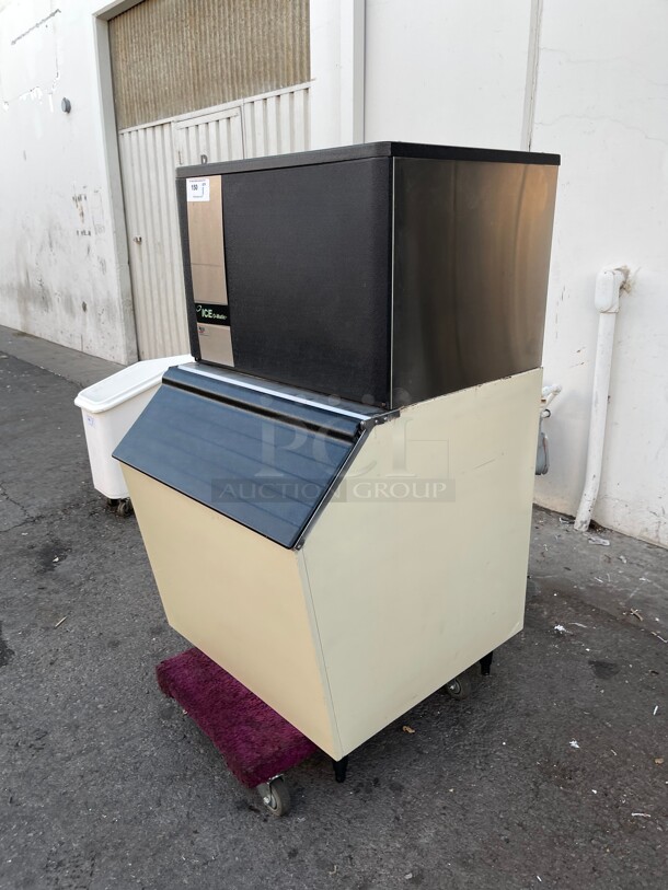 Working! Ice-O-Matic 30 Inch Wide 465 lbs Daily Ice Production Elevation Series Air Cooled Full Cube Modular Commercial Ice Machine With Storage Bin NSF 115 Volt Tested and Working! - Image 4 of 6