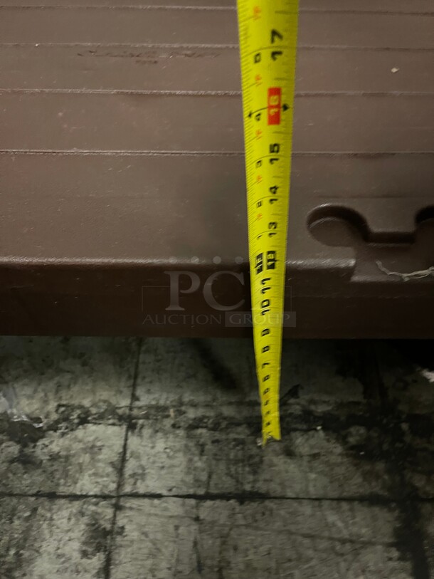 Cambro  36 in X 21 in X 12 in Stationary Dunnage Rack w/ 3000 lb Capacity, Polymer NSF Great For Food Storage  - Image 4 of 4