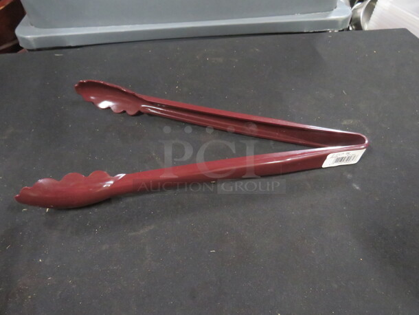 12 Inch Poly Utility Tong. 7XBID - Image 1 of 1