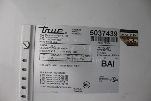 True T-23-2 Stainless Steel Commercial 2 Half Size Door Reach In Cooler w/ Poly Coated Racks on Commercial Casters. 115 Volts, 1 Phase. Tested and Working! - Image 7 of 9