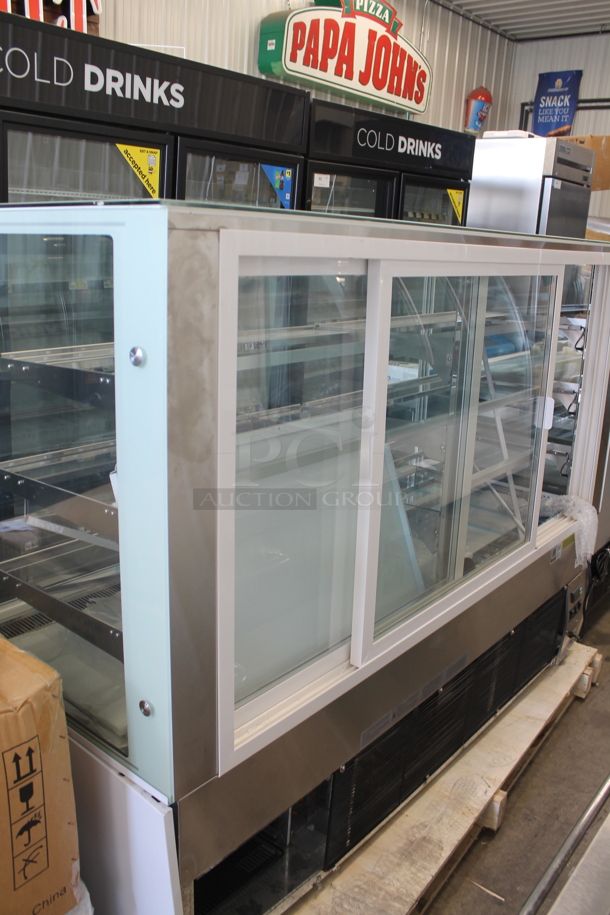 BRAND NEW SCRATCH AND DENT! 2023 Avantco 224BC72SW Metal Commercial 72" White Square Refrigerated Bakery Display Case with LED Lighting. 115 Volts, 1 Phase. See Pictures For Broken Glass. Tested and Working! - Image 2 of 4