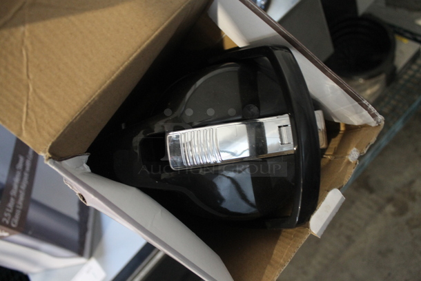 2 BRAND NEW IN BOX! Choice Stainless Steel Airpots. 2 Times Your Bid! - Image 6 of 6