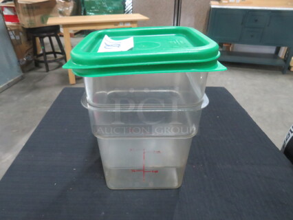 4 Quart Food Storage Container With Lid. 2XBID