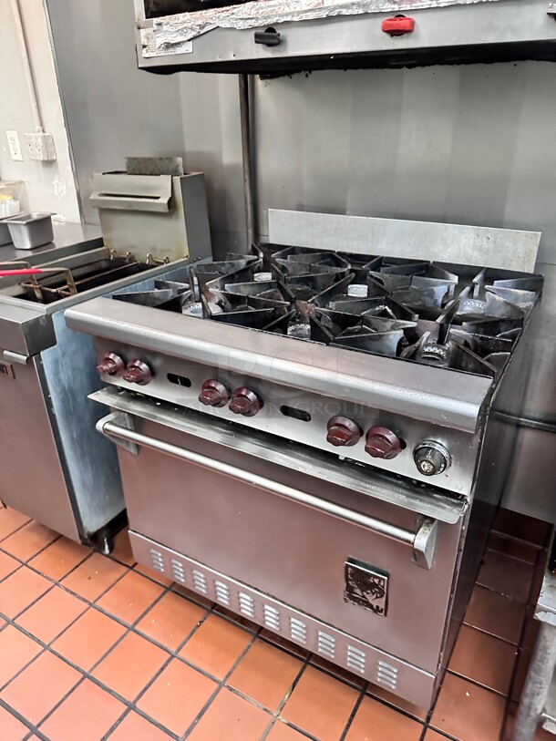 Working! Wolf 34 inch 6 Burner Gas Range w/ Standard Oven, Natural Gas NSF Tested and Working! - Image 5 of 7