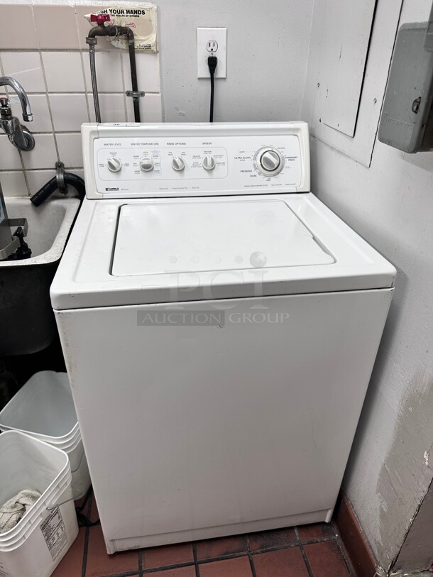 Kenmore 20232 3.5 Cu. Ft. Top-Load Washer W/Porcelain Basket - White 115 Volt Working! - Image 4 of 7
