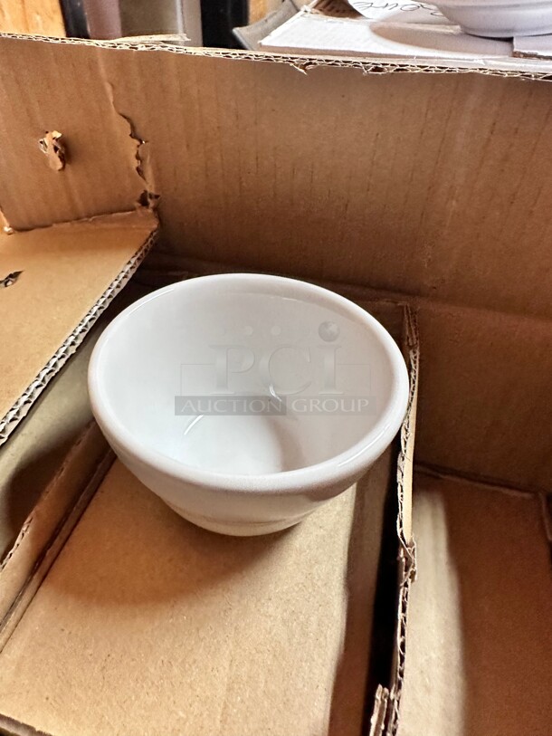 New! World Tableware 840-345-007 Classic Plain Bright White China - Bouillon, 7 oz., 3-7/8 inch Diam. NSF - Image 2 of 5