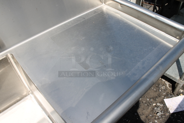 BRAND NEW SCRATCH AND DENT! Regency 60031717224 103" 16-Gauge Stainless Steel Three Compartment Commercial Sink with Galvanized Steel Legs and 2 Drainboards. Bays 17x17x12. Drain Boards 22x19x1 - Image 7 of 8