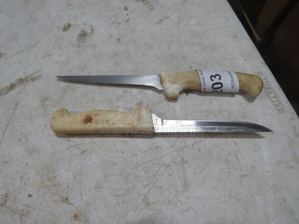 Assorted Chef Knife. 2XBID - Image 1 of 1