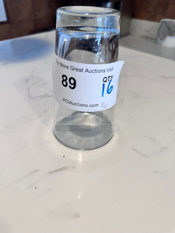 Clean! Libbey 209 16 oz Beer Mug Glass - Safedge Rim NSF  - Image 1 of 3