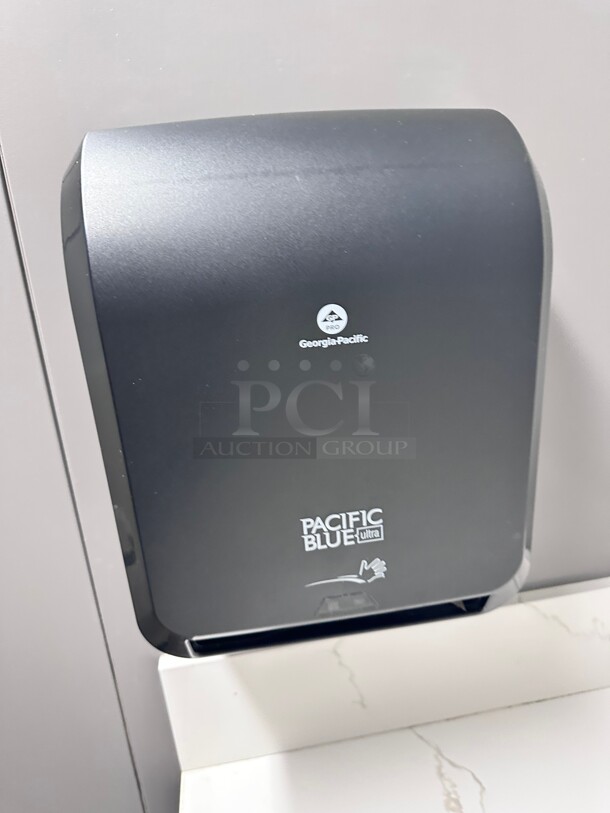 Clean! Pacific Blue Ultra Automatic Paper Towel Dispenser NSF  - Image 3 of 9
