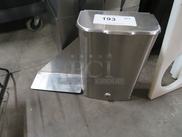 One Metal Wall Mount Holder. - Image 1 of 2