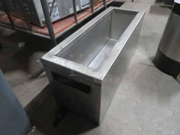 One Stainless Steel Cold Rail. 22X8X9.5 - Image 2 of 2