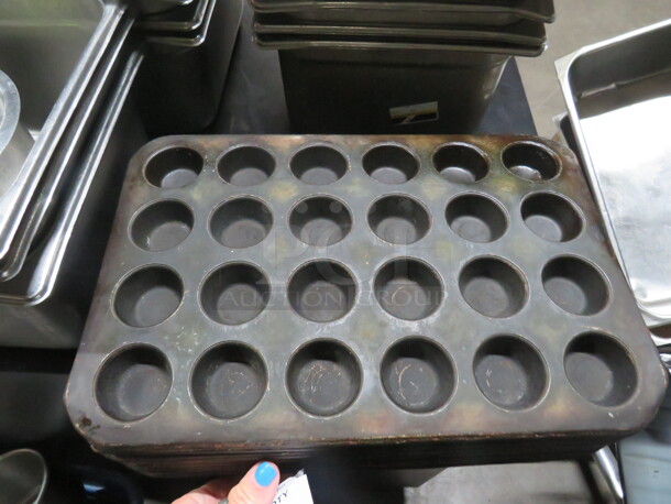 24 Hole Mini Muffin Pan. 6XBID - Image 1 of 1