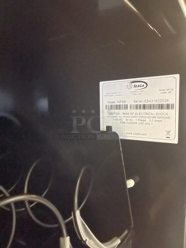Money Maker! Seaga Infinity INF5S Commercial Snack Vending Machine Comes With CC Reader and Money Holder 115 Volt With Keys NSF Tested and Working! 40x37x72 - Image 7 of 8