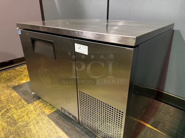 True TUC-44 Undercounter Cooler, On Casters, Tested & Working! - Image 6 of 6
