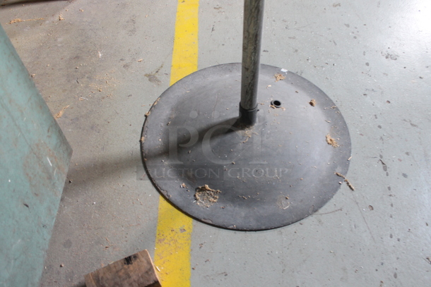 Dayton Metal Floor Style Fan. - Image 5 of 6