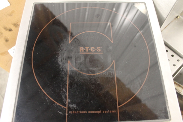 Garland SH/BA 3500 Stainless Steel Commercial Countertop Electric Powered Single Burner Induction Range. 208 Volts, 1 Phase.  - Image 5 of 6