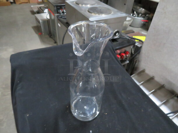 1 Liter Poly Decanter. 3XBID