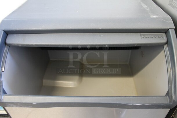 2019 Scotsman CU3030MA-1E Stainless Steel Commercial Self Contained Undercounter Ice Machine. 115 Volts, 1 Phase. - Image 2 of 3