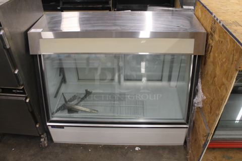 BRAND NEW SCRATCH AND DENT! Master-Bilt FIP-50 Metal Commercial Ice Cream Cake Freezer Display Case Merchandiser. 208-230 Volts, 1 Phase. 