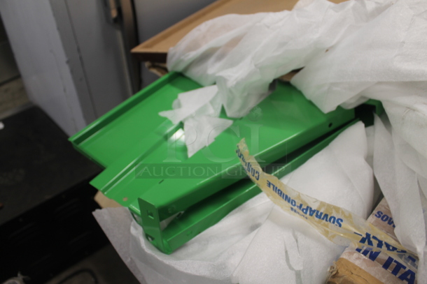 ALL ONE MONEY! PALLET LOT of Various BRAND NEW SCRATCH AND DENT! Items Including Green Pieces - Image 4 of 6