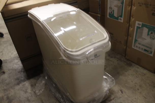 BRAND NEW IN BOX! Thundergroup White Poly Ingredient Bin. - Image 2 of 5