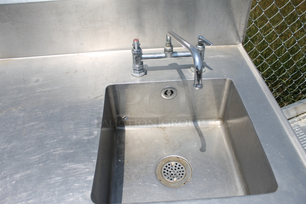 Commercial Stainless Steel 2 Bay Sinks In Different Sizes Both With Faucets And Undershelf On Galvanized Legs - Image 3 of 7