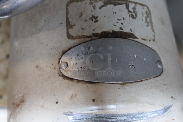 Globe Stainless Steel Commercial Countertop Automatic Meat Slicer w/ Blade Sharpener. 115 Volts, 1 Phase. Tested and Working! - Image 6 of 6