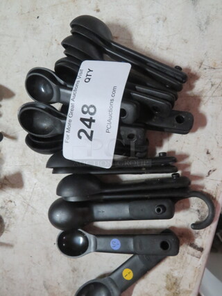 One Lot Of Assorted Poly Measurers.
