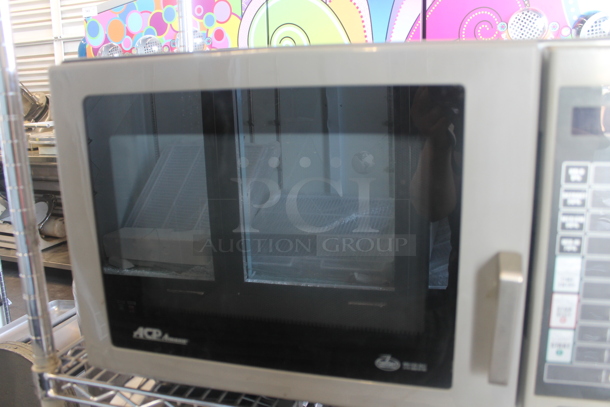 2010 Amana RCS10MPA Stainless Steel Commercial Countertop Microwave Oven. 120 Volts, 1 Phase.  - Image 4 of 8