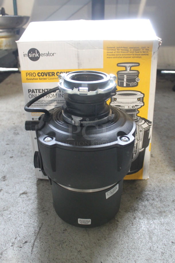 IN ORIGINAL BOX! Insinkerator PRO CVR CNTRL PLUS-4A Metal Commercial Garbage Disposal.  - Image 1 of 8