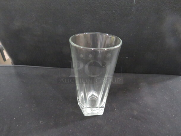 NEW Libbey 10oz Hi Ball Glass. #15478  12XBID - Image 1 of 1