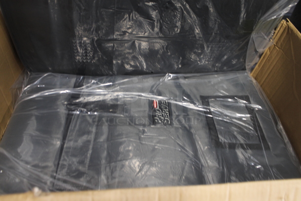4 BRAND NEW! Rubbermaid ProServe Gray Insulated Food Carrying Bags w/ Black Poly Inserts. Stock Picture Used as Gallery. 4 Times Your Bid! - Image 5 of 6