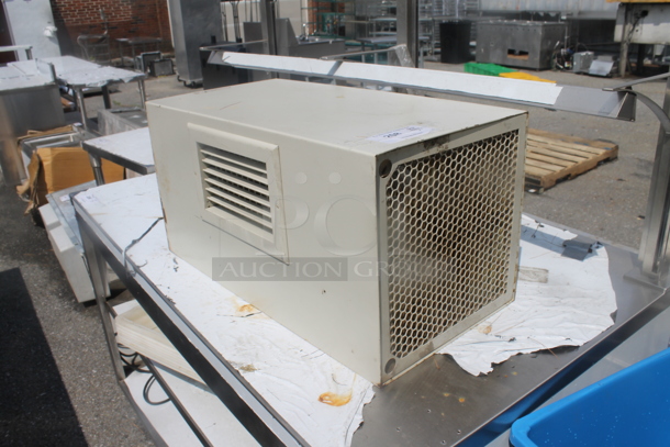 Metal Commercial Vent. - Image 3 of 4