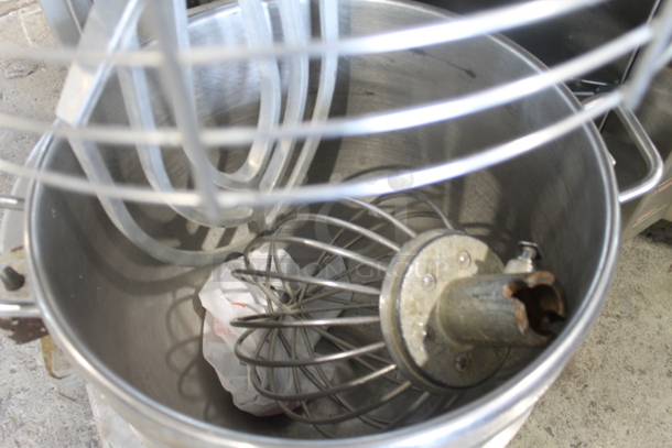 Hobart HL662 Commercial Stainless Steel Electric 60 Quart Mixer With Stainless Steel Bowl, Bowl Guard, Whisk And Paddle. 200-240V, 1/3 Phase.  - Image 4 of 9