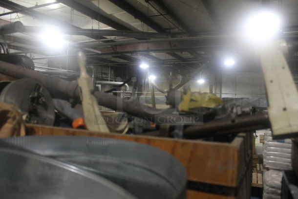 ALL ONE MONEY! PALLET LOT of Various Items Including Quikrete and Metal Items! BUYER MUST REMOVE. - Image 5 of 5