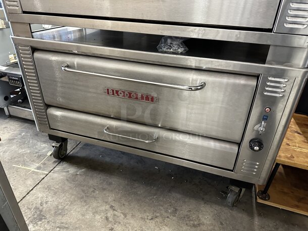2 2017 Blodgett 1048B Stainless Steel Commercial Natural Gas Powered Single Deck Pizza Ovens w/ Cooking Stones. 2 Times Your Bid! - Image 3 of 12