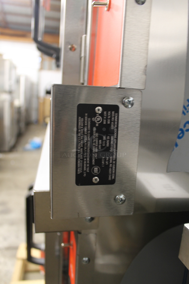 2 BRAND NEW SCRATCH AND DENT! Vulcan VC5ED ENERGY STAR Stainless Steel Commercial Electric Powered Full Size Convection Oven w/ View Through Doors, Metal Oven Racks and Thermostatic Controls. 208 Volts, 1/3 Phase. 2 Times Your Bid! - Image 6 of 9