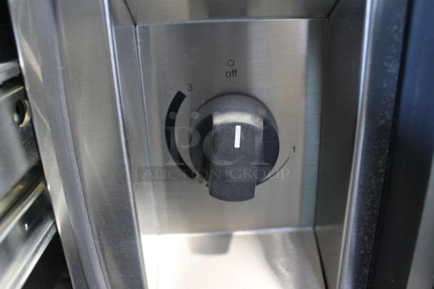 Viking Commercial Stainless Steel Warming Drawer With Pan. 1 Phase. Cannot Test - Unit Was Previously Hardwired - Image 4 of 9