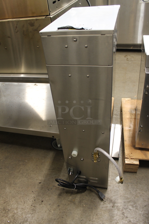 	BRAND NEW SCRATCH AND DENT! Curtis RTB Stainless Steel Commercial Countertop Iced Tea Machine w/ Poly Brew Basket. Stock Picture Used as Gallery: Does Not Come w/ Beverage Holders. 120 Volts, 1 Phase. Tested and Working! - Image 6 of 7