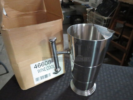 One NEW Vollrath  Stainless Steel Water Pitcher. #46608