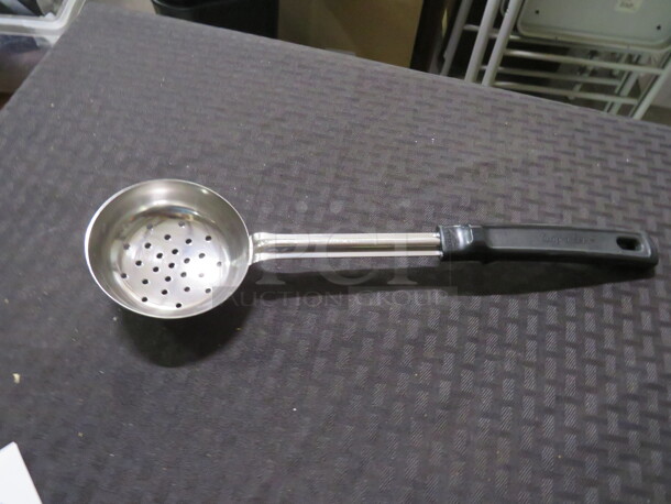 NEW Vollrath Stainless Steel 6oz Perforated Spoodle. 5XBID - Image 1 of 1