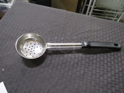 NEW Vollrath Stainless Steel 6oz Perforated Spoodle. 5XBID