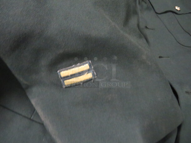 One Vintage Size 43 Regular Military Jacket - Image 3 of 3