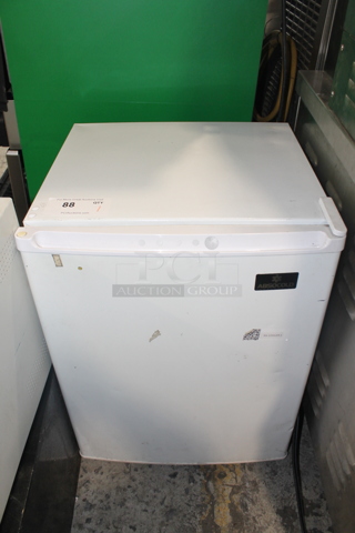 Indoff ARD244AW10R/L Metal Mini Cooler. 115 Volts, 1 Phase. Tested and Working!