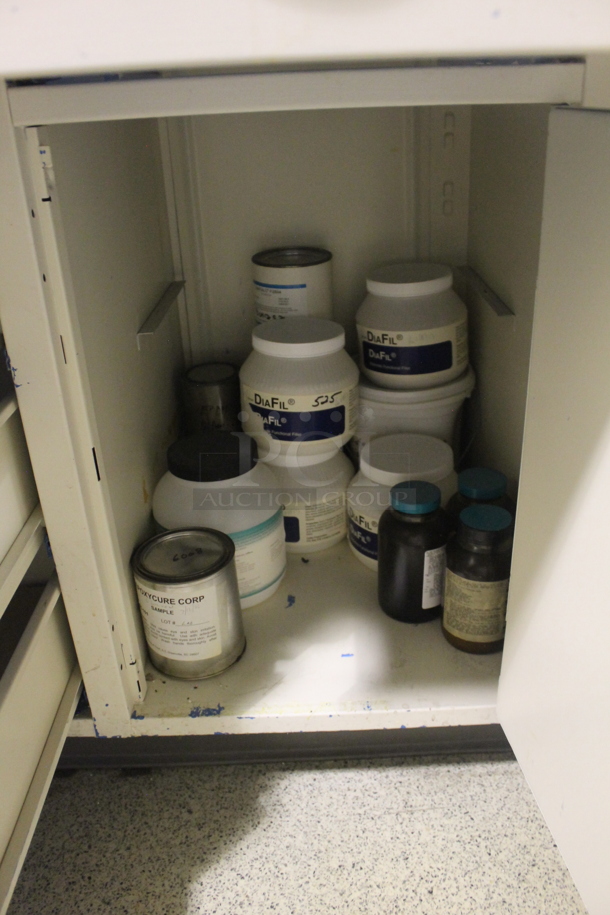 White Counter w/ Black Countertop, Doors, Drawers and Contents. BUYER MUST REMOVE. - Image 5 of 8