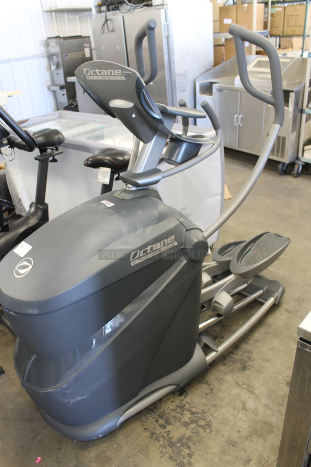 Octane Fitness Step Machine. 115 Volts, 1 Phase.  - Image 3 of 6