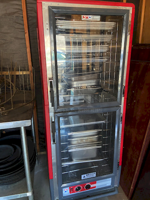 PHENOMENAL DEAL! Metro C539-HDC-4 Full Height Insulated Mobile Heated Cabinet w/ (17) Pan Capacity, 120v PLUS A Bunch Of Various Pans (Sheet Pans Not Included).
275⁄8 in. W x 311⁄2 in. D x 71 in. H
120 V/60Hz/1 ph, 7.5-ft. cord with a NEMA 5-20P plug 
275⁄8 in. W x 311⁄2 in. D x 71 in. H
