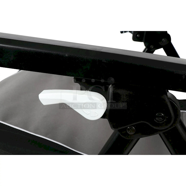 Ozark Trail Quad Zero Gravity Lounger Camping Chair, Black. 3x Your Bid - Image 4 of 7